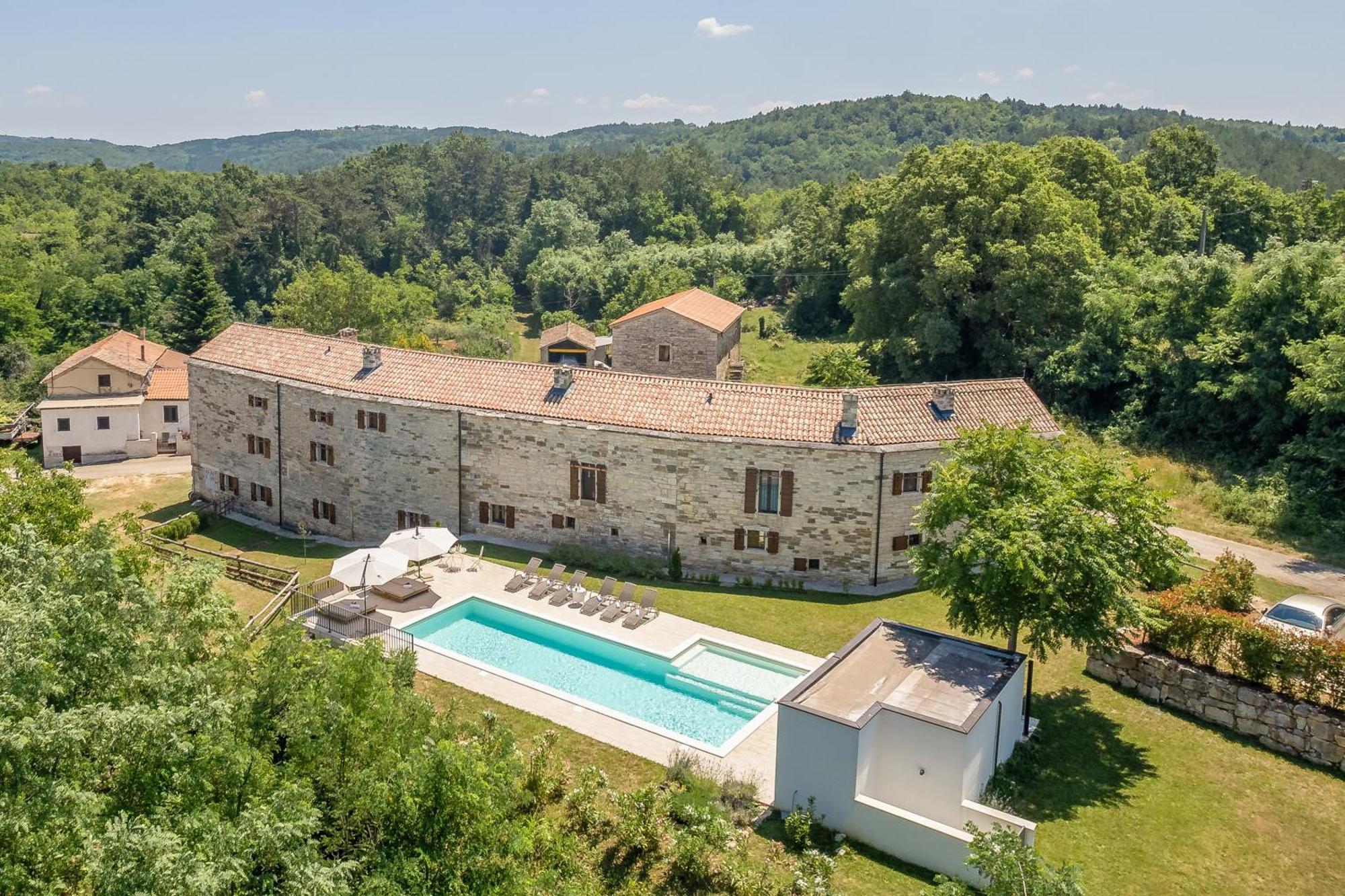 Villas Martincici With Large Pool Grožnjan Esterno foto