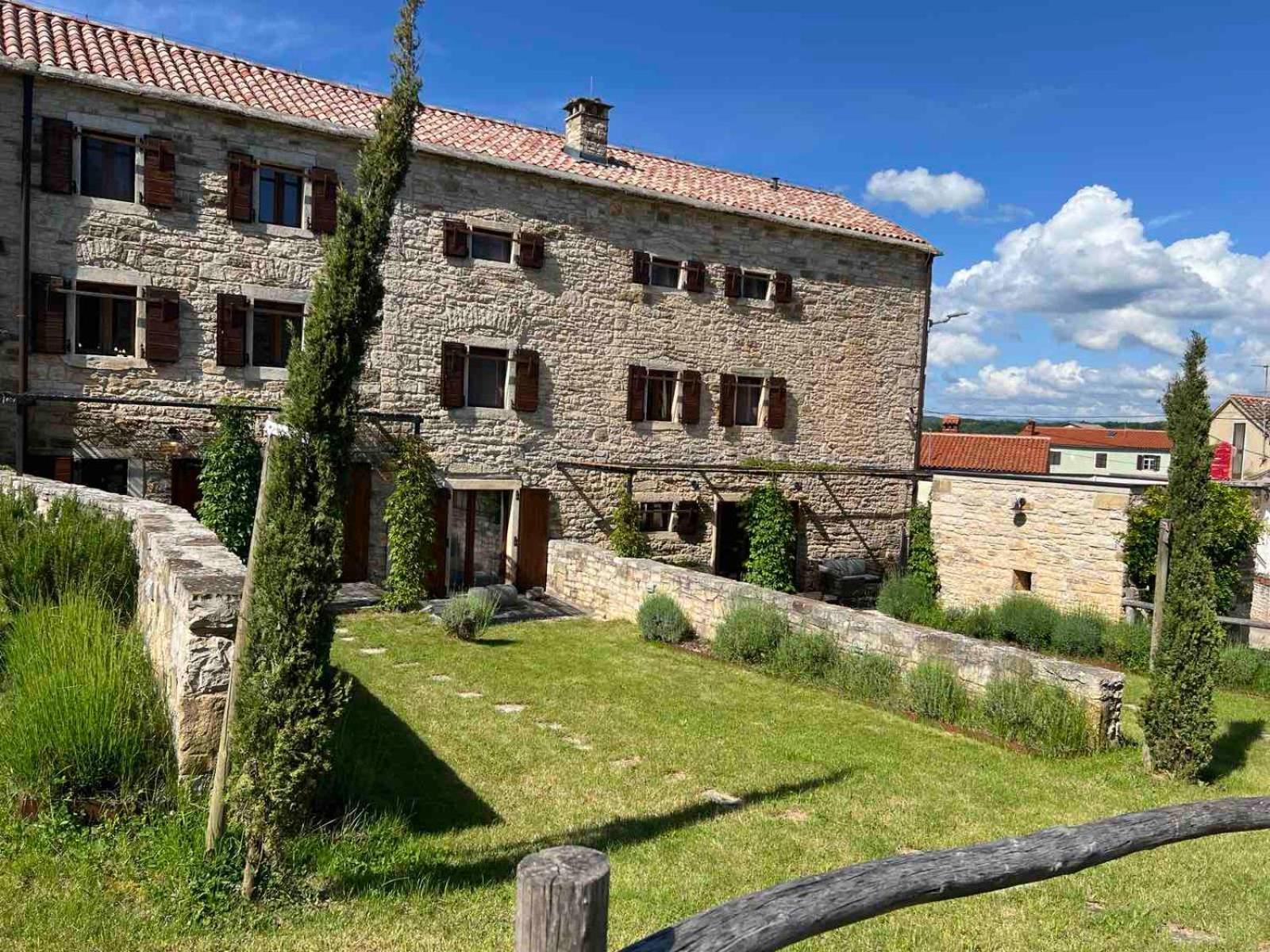 Villas Martincici With Large Pool Grožnjan Esterno foto